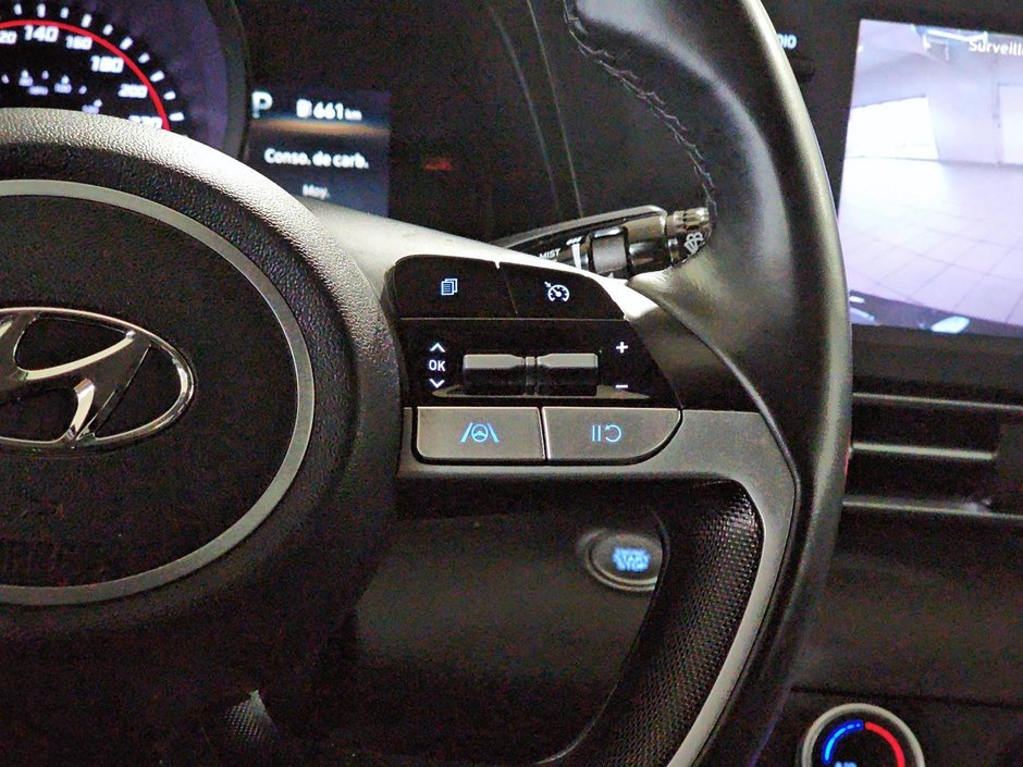 Hyundai Elantra Preferred 2022-20