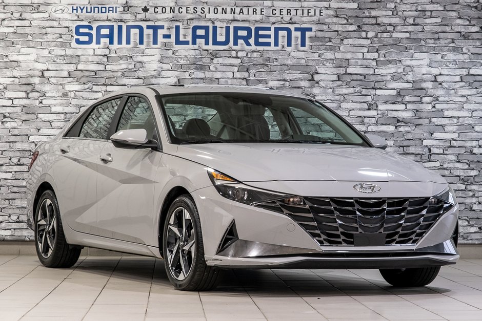 Hyundai Elantra LUXURY TOIT NAVIGATION BOSE CUIR CARPLAY MAG 17 2023-2