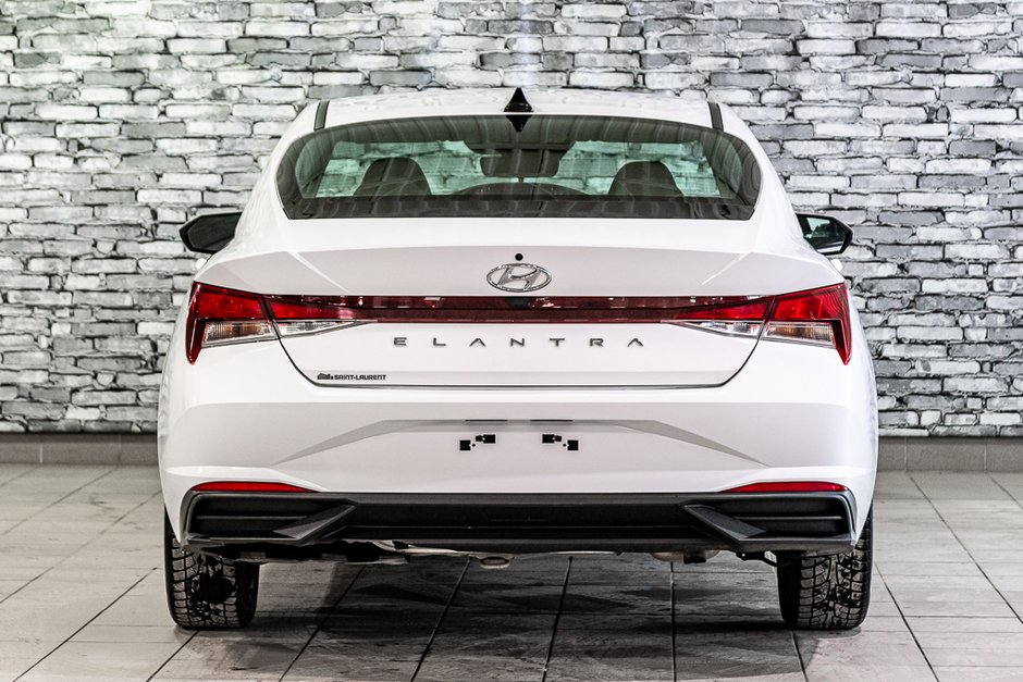 Hyundai Elantra PREFERRED CARPLAY SIEGES&VOLANT CHAUFFANTS CAMERA 2023-11