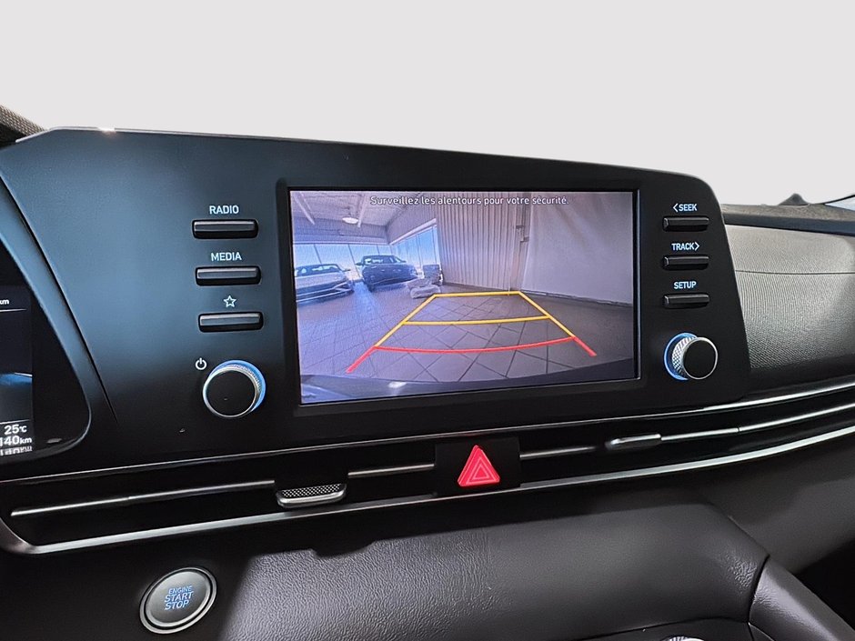Hyundai Elantra PREFERRED CAMERA CARPLAY SIEGES CHAUFFANTS MAGS 2023-20