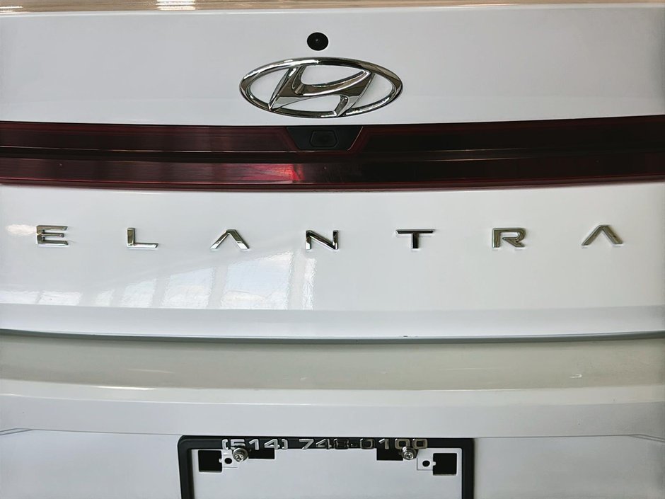 Hyundai Elantra PREFERRED TECH TOIT OUVRANT VOLANT CHAUFFANTS CAM 2023-12
