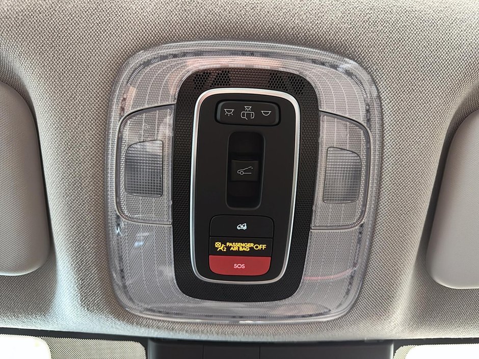 Hyundai Elantra LUXURY TOIT NAVIGATION BOSE CUIR CARPLAY MAG 17 2023-38
