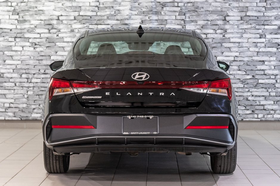 Hyundai Elantra PREFERRED VOLANT CHAUFFANT CAMERA CARPLAY 2024-11