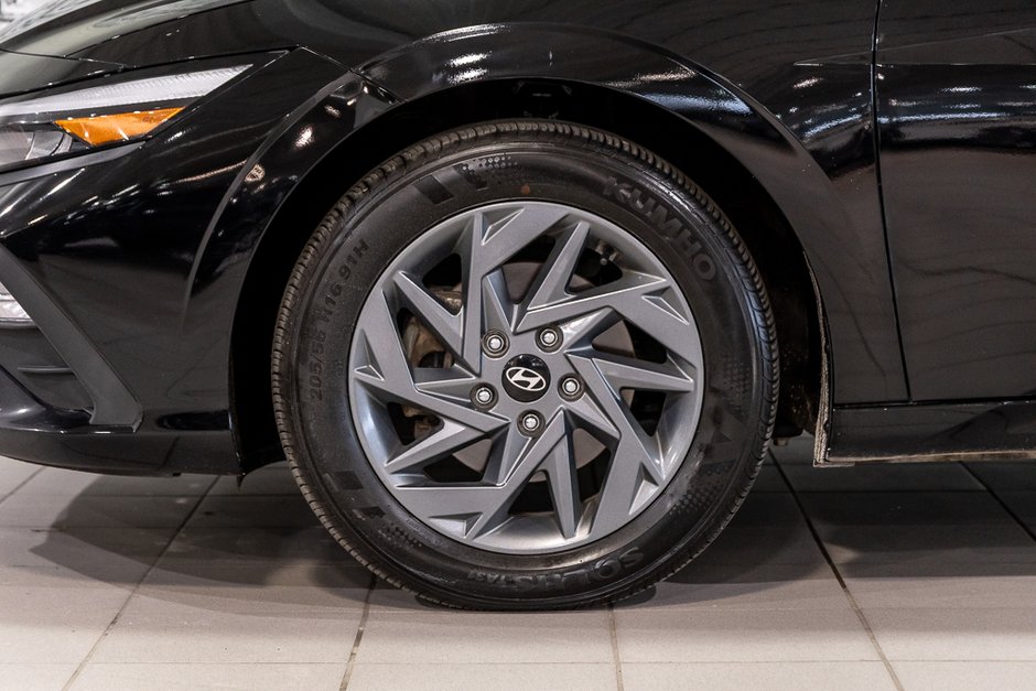 Hyundai Elantra PREFERRED VOLANT CHAUFFANT CAMERA CARPLAY 2024-4