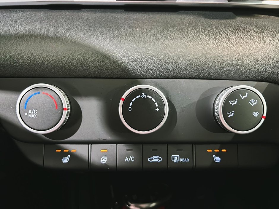 Hyundai Elantra PREFERRED VOLANT CHAUFFANT CARPLAY CAMERA 2024-18