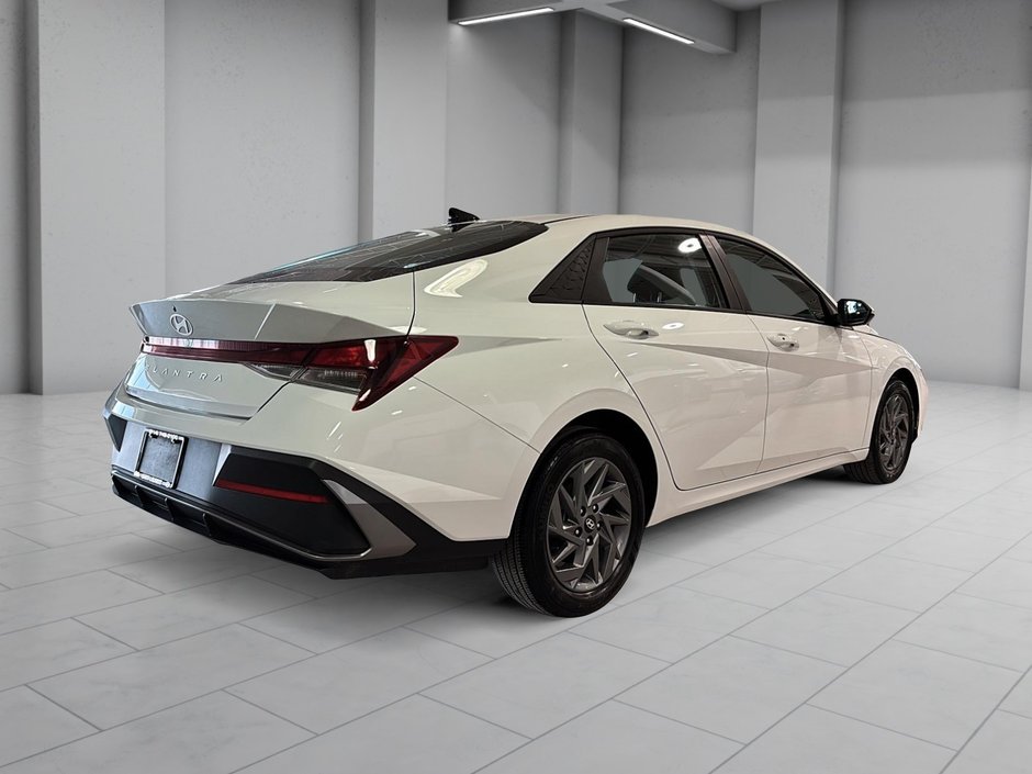 Hyundai Elantra PREFERRED VOLANT CHAUFFANT CARPLAY CAMERA 2024-22