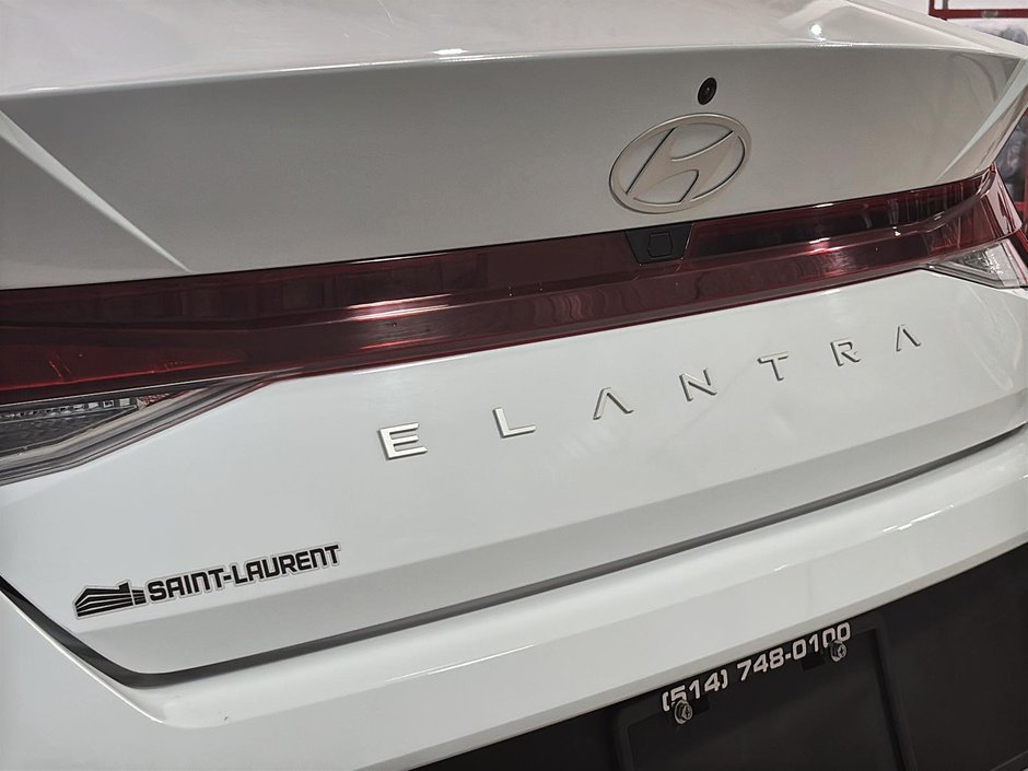 Hyundai Elantra PREFERRED TECH TOIT OUVRANT CARPLAY CAMERA 2024-8