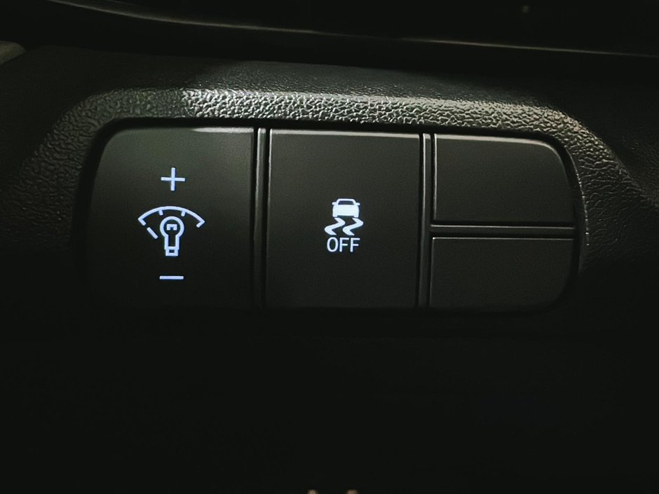 Hyundai Elantra N LINE ULTIMATE TOIT OUVRANT CUIR GPS CARPLAY 2024-40