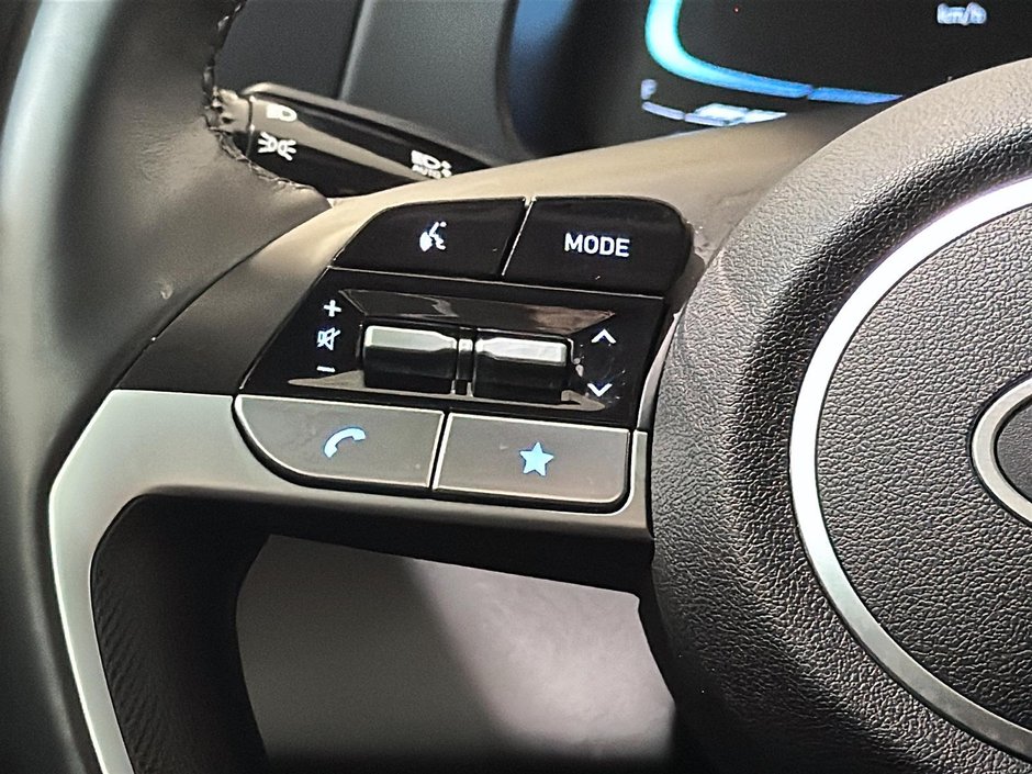 Hyundai Elantra PREFERRED CAMERA CARPLAY SIEGES CHAUFFANTS MAGS 2024-31