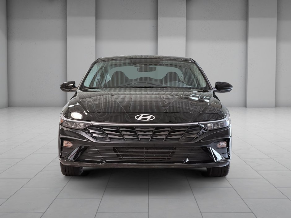 Hyundai Elantra PREFERRED CAMERA CARPLAY SIEGES CHAUFFANTS MAGS 2024-6