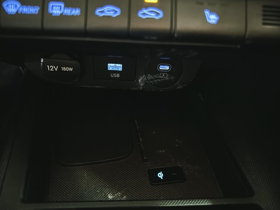 Hyundai Elantra LUXURY TOIT OUVRANT GPS CARPLAY CUIR CHAUFFANTS 2024-39