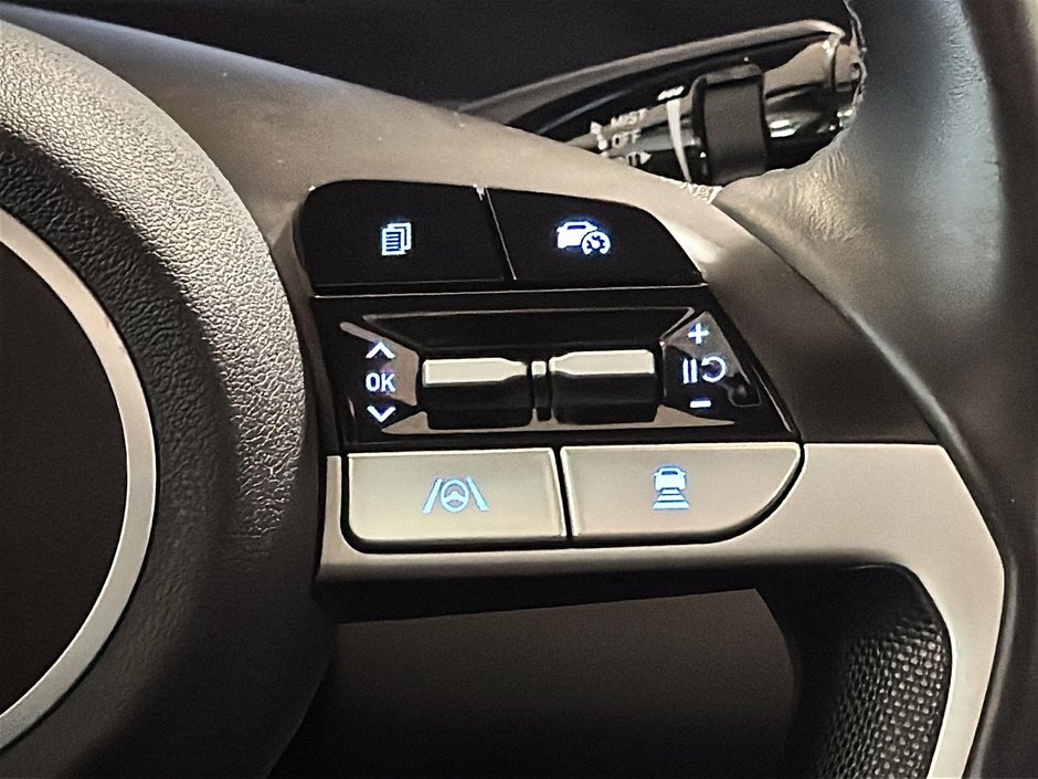 Hyundai Elantra LUXURY TOIT OUVRANT GPS CARPLAY CUIR CHAUFFANTS 2024-35