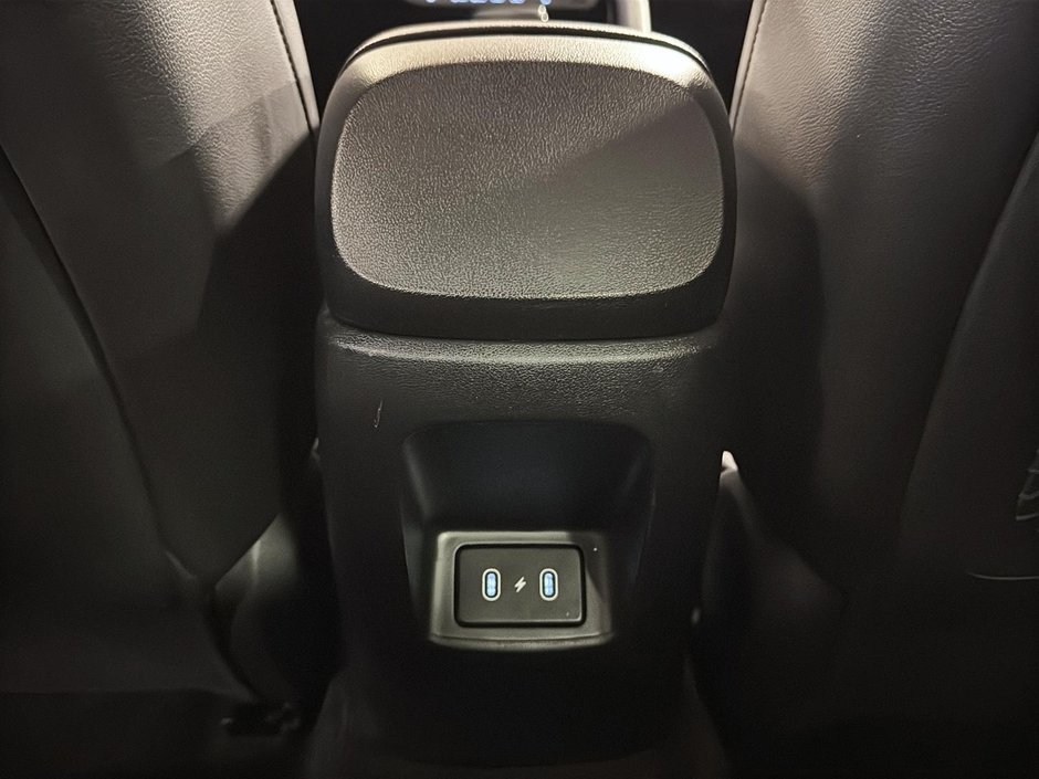 Hyundai Elantra LUXURY TOIT OUVRANT GPS CARPLAY CUIR CHAUFFANTS 2024-40