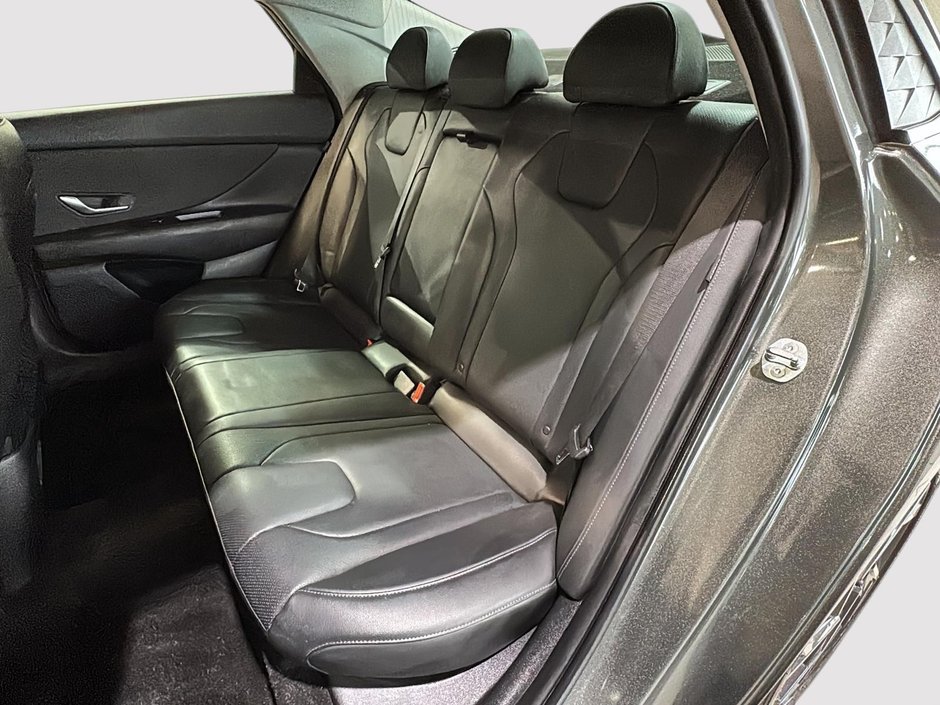 Hyundai Elantra LUXURY ** CECI EST UNE 2024 AU PRIX D'UNE 2023 ** 2024-20