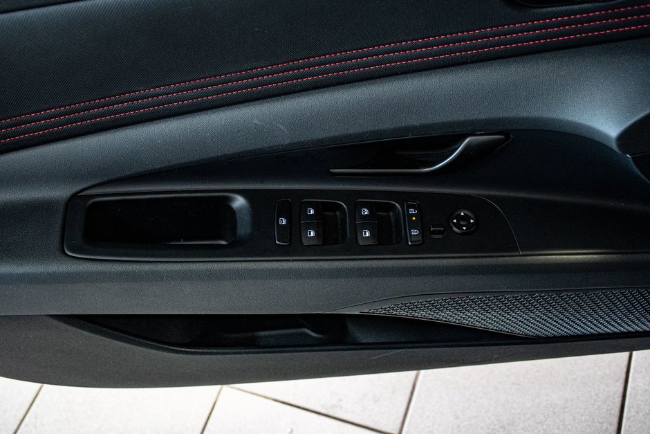 2025 Hyundai Elantra N-LINE ULTIMATE DEMO TOIT NAVI CARPLAY BOSE-18