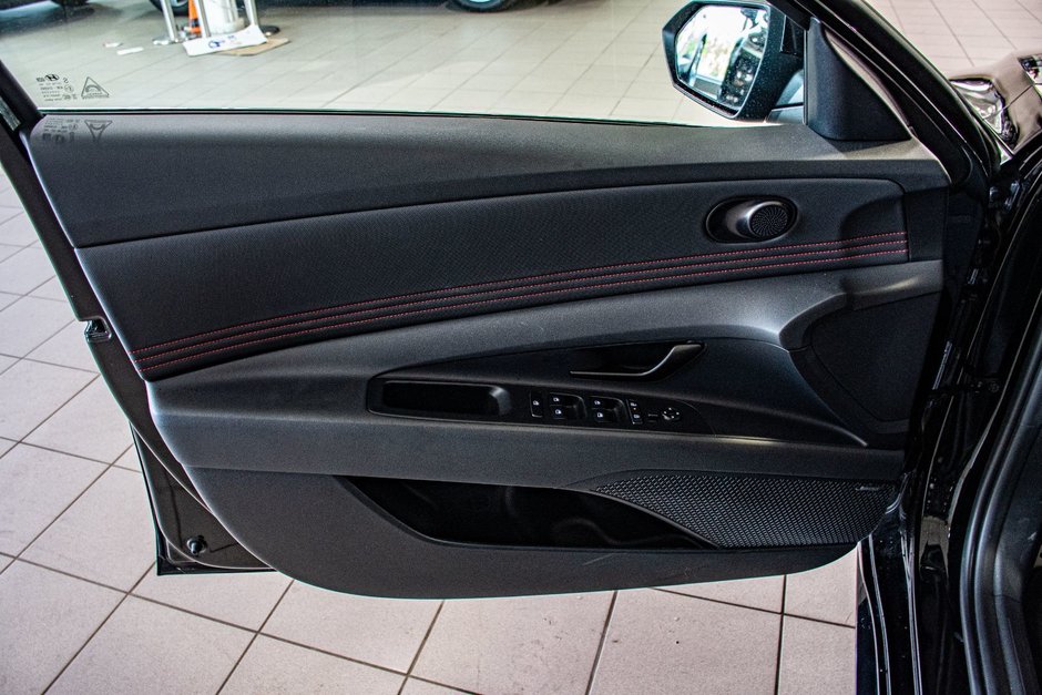 2025 Hyundai Elantra N-LINE ULTIMATE DEMO TOIT NAVI CARPLAY BOSE-17