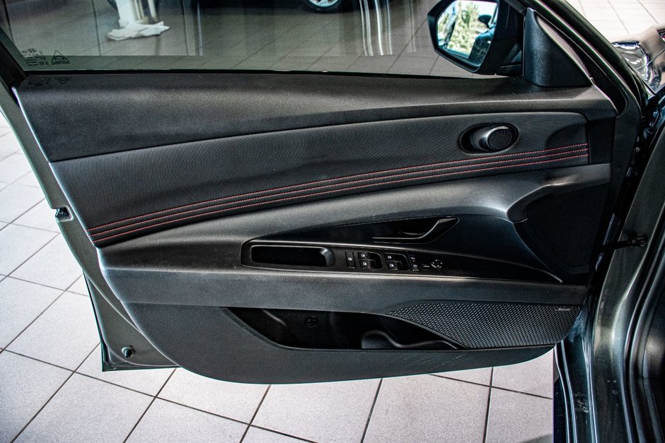 Hyundai Elantra N-LINE ULTIMATE TOIT NAVIGATION CARPLAY BOSE 2025-20