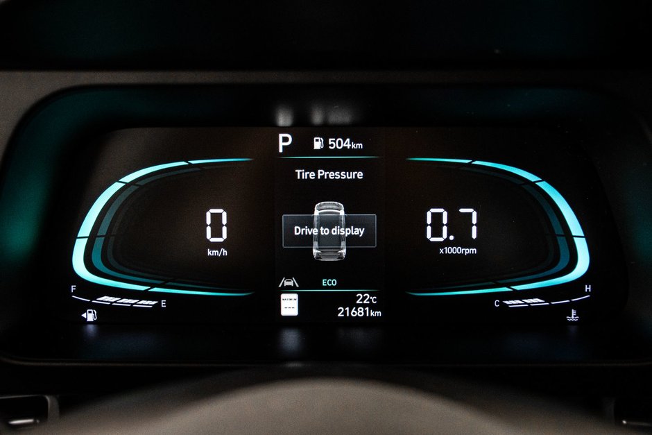 Hyundai Elantra PREFERRED CARPLAY CAMERA KEYLESS  VOLANT CHAUFFANT 2025-30