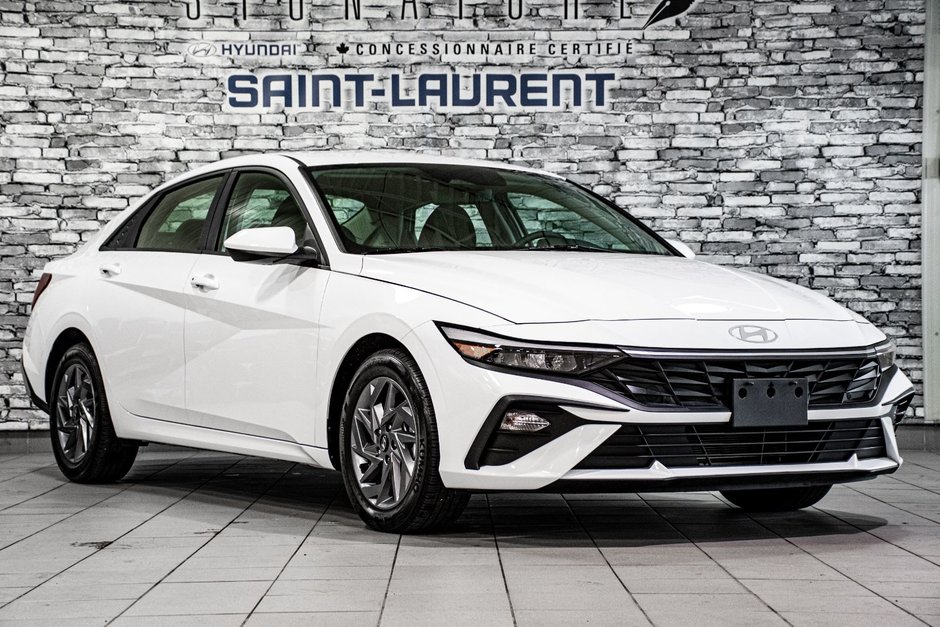 Hyundai Elantra PREFERRED CARPLAY CAMERA KEYLESS  VOLANT CHAUFFANT 2025-6