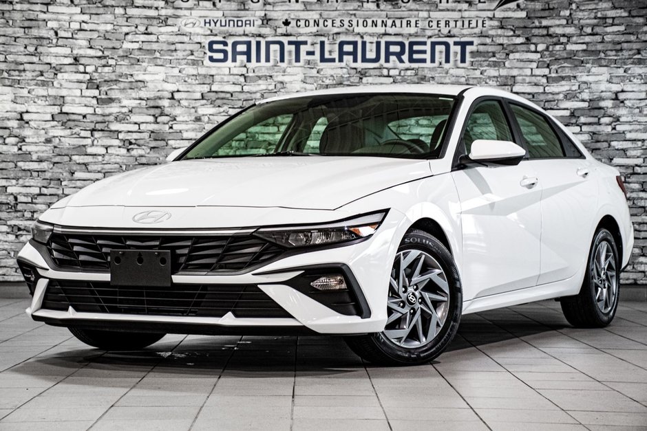 Hyundai Elantra PREFERRED CARPLAY CAMERA KEYLESS  VOLANT CHAUFFANT 2025-0