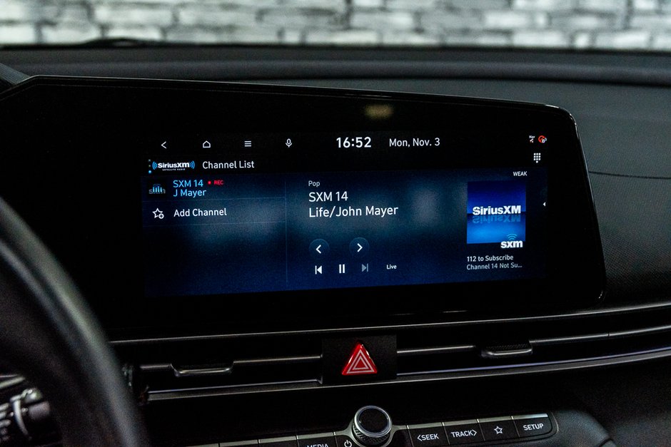 Hyundai Elantra LUXURY TOIT OUVRANT CUIR BLUELINK BOSE KEYLESS NAV 2025-28