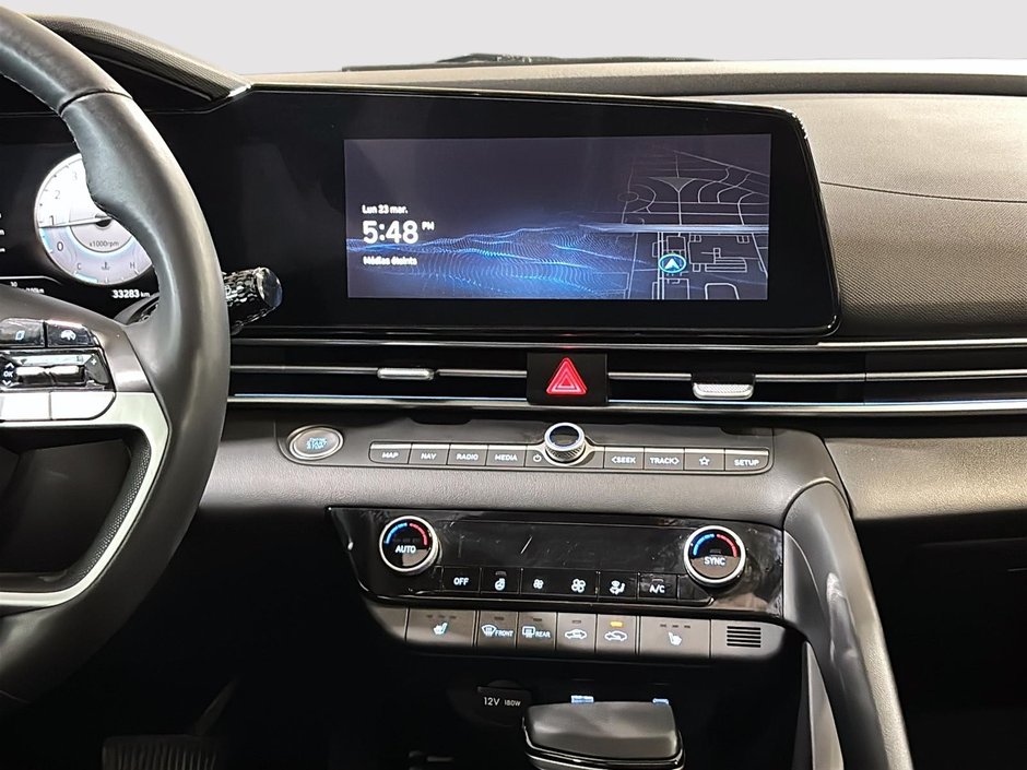 Hyundai Elantra PREFERRED TECH PACKAGE TOIT CARPLAY CAMERA KEYLESS 2025-18