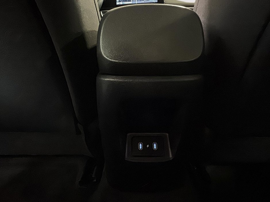 Hyundai Elantra PREFERRED TECH PACKAGE TOIT CARPLAY CAMERA KEYLESS 2025-28