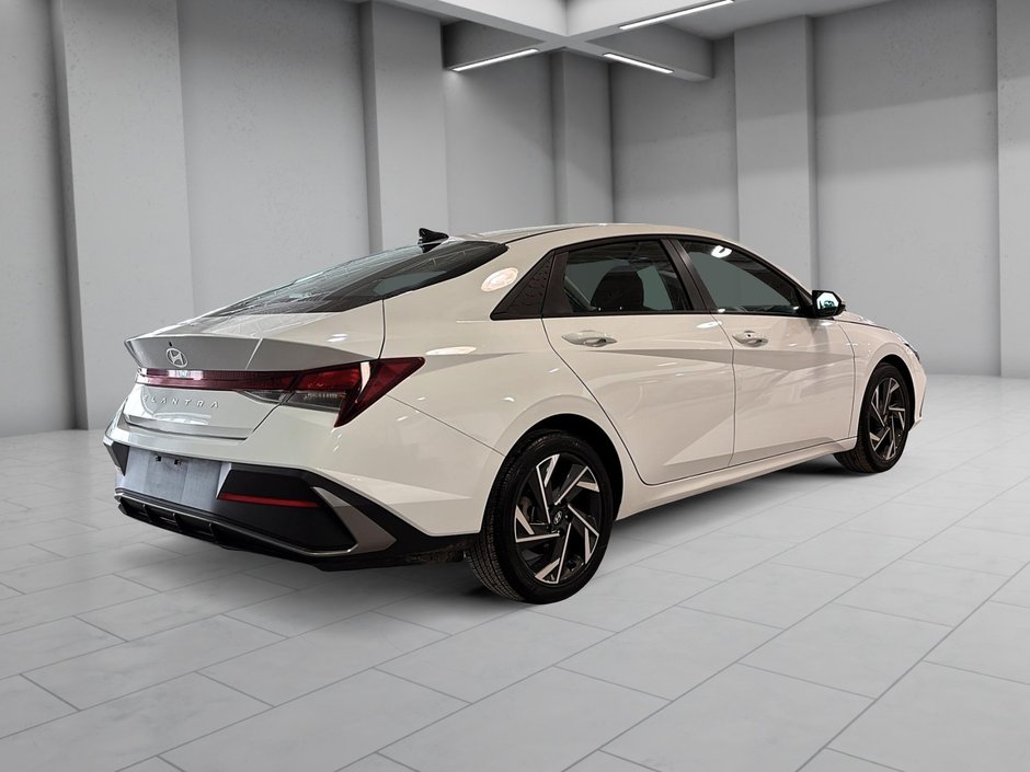 Hyundai Elantra PREFERRED TECH PACKAGE TOIT CARPLAY CAMERA KEYLESS 2025-8