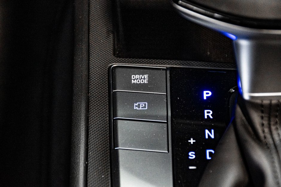 Hyundai Elantra PREFERRED TECH PACKAGE TOIT CARPLAY CAMERA KEYLESS 2025-33