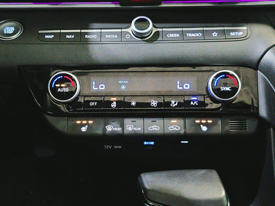 Hyundai Elantra PREFERRED TECH GPS TOIT DEMARREUR CARPLAY CAM 2025-19