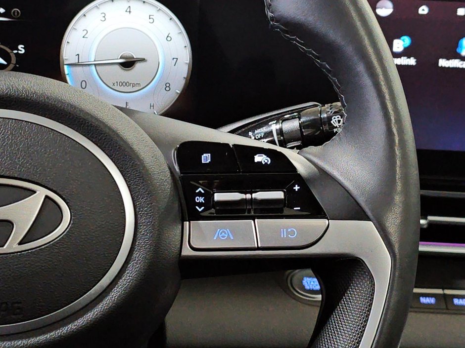 Hyundai Elantra PREFERRED TECH GPS TOIT DEMARREUR CARPLAY CAM 2025-26