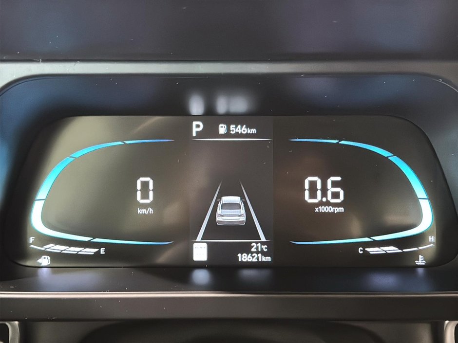Hyundai Elantra PREFERRED CAMERA CARPLAY SIEGES CHAUFFANTS MAGS 2025-32