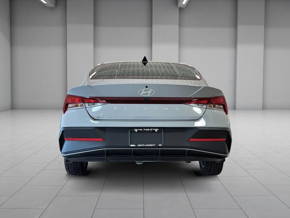 Hyundai Elantra PREFERRED CAMERA CARPLAY SIEGES CHAUFFANTS MAGS 2025-10