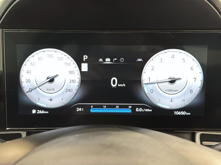 Hyundai Elantra LUXURY TOIT OUVRANT GPS SIEGES CHAUFFANTS 2025-28