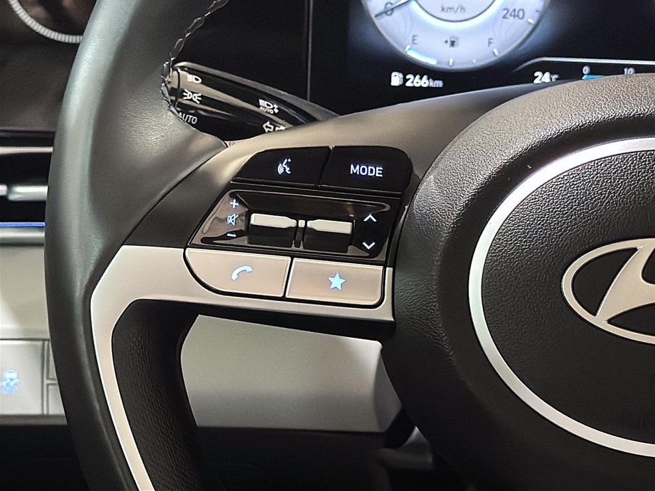Hyundai Elantra LUXURY TOIT OUVRANT GPS SIEGES CHAUFFANTS 2025-26