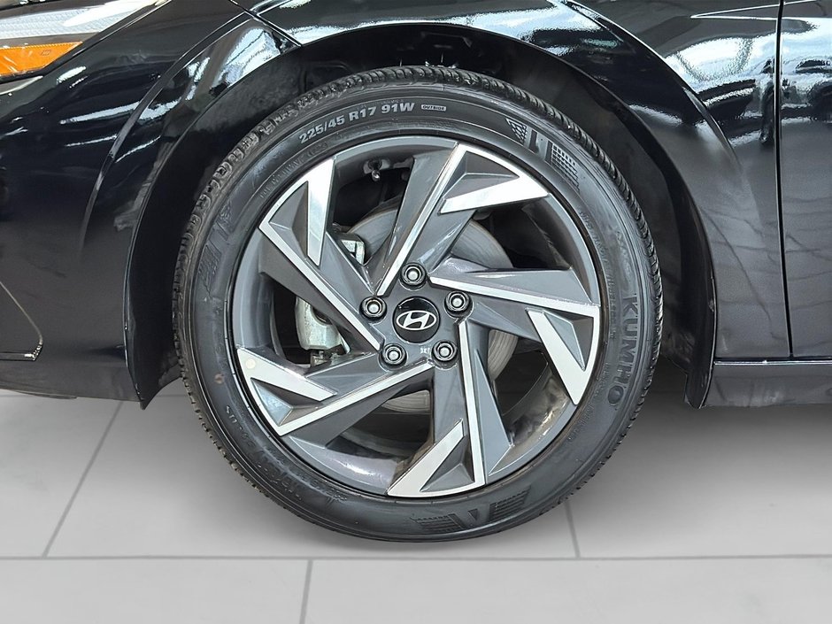 Hyundai Elantra LUXURY TOIT OUVRANT GPS SIEGES CHAUFFANTS 2025-3