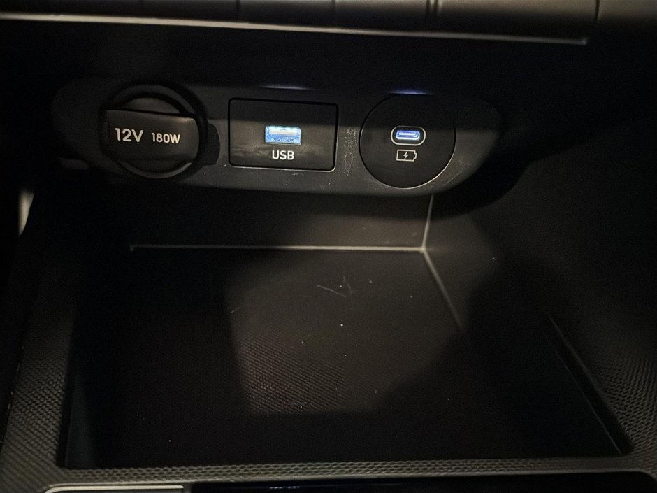 Hyundai Elantra PREFERRED TECH PACK TOIT OUVRANT GPS CLIM AUTO 2025-37