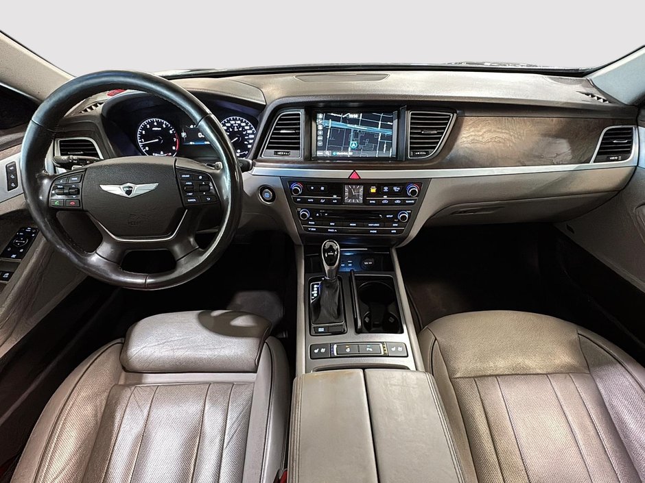 Hyundai Genesis Sedan LUXURY TOIT OUVRANT GPS CARPLAY SIEGES CHAUFFANTS 2015-4