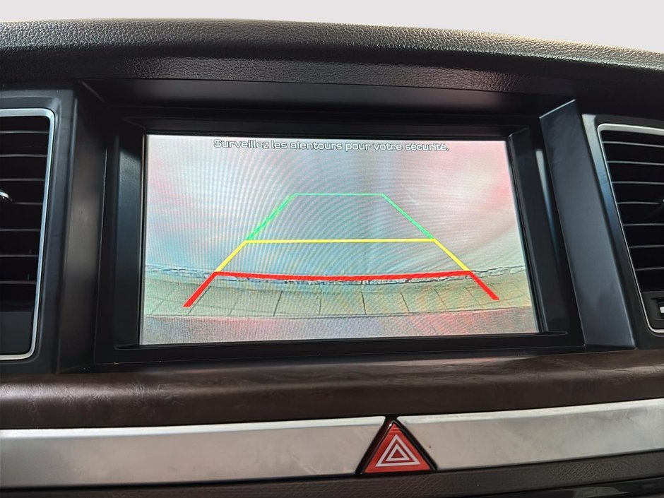 Hyundai Genesis Sedan LUXURY TOIT OUVRANT GPS CARPLAY SIEGES CHAUFFANTS 2015-29