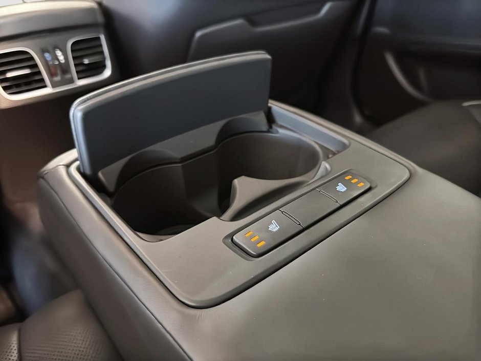 Hyundai Genesis Sedan LUXURY CUIR TOIT PANO SON LEXICON GPS 2016-36