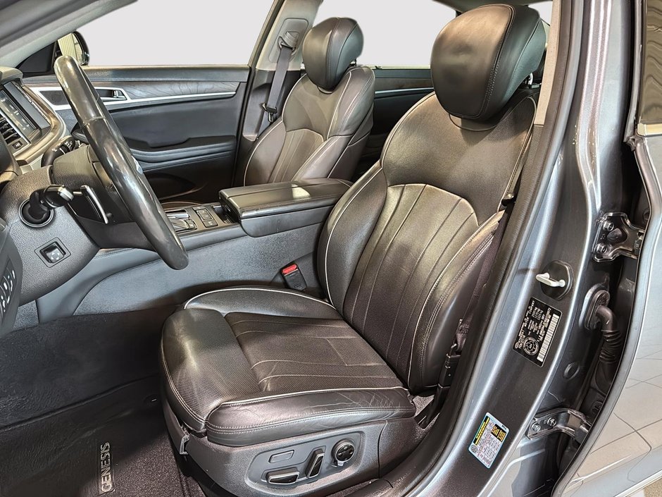 Hyundai Genesis Sedan LUXURY CUIR TOIT PANO SON LEXICON GPS 2016-16