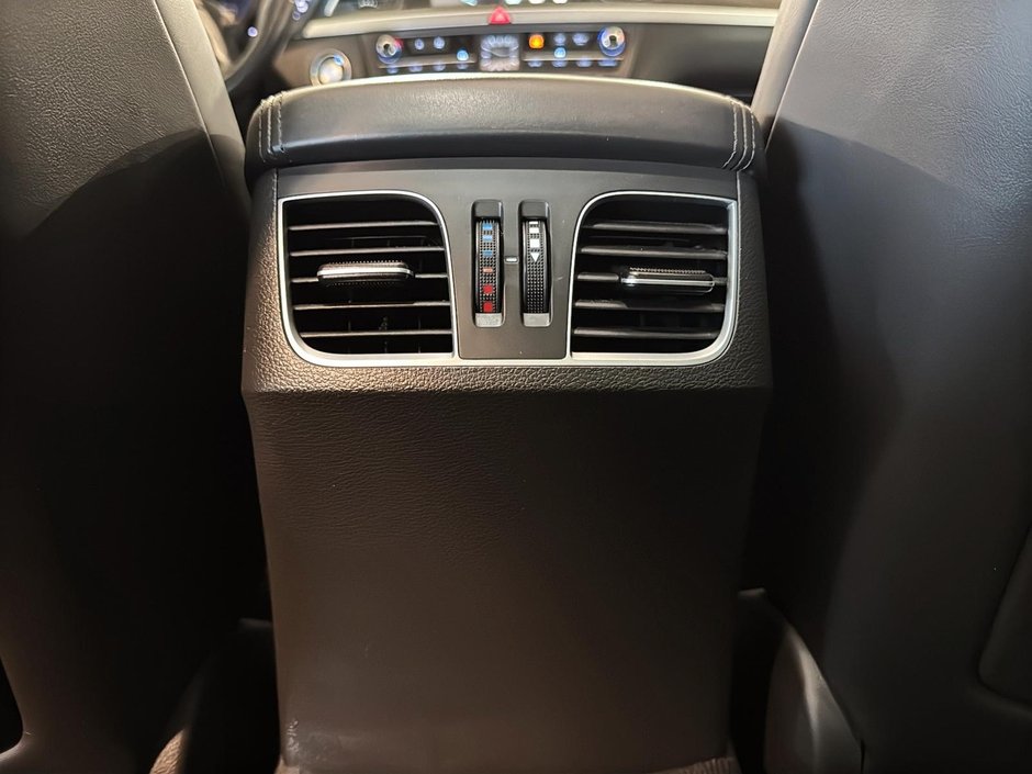 Hyundai Genesis Sedan LUXURY CUIR TOIT PANO SON LEXICON GPS 2016-34