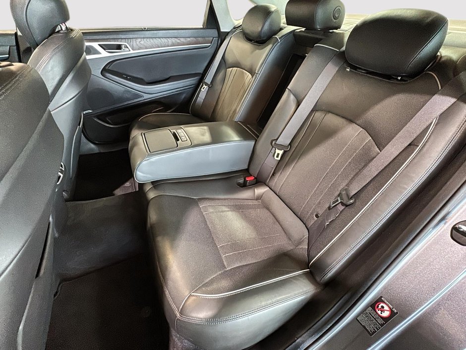 Hyundai Genesis Sedan LUXURY CUIR TOIT PANO SON LEXICON GPS 2016-18