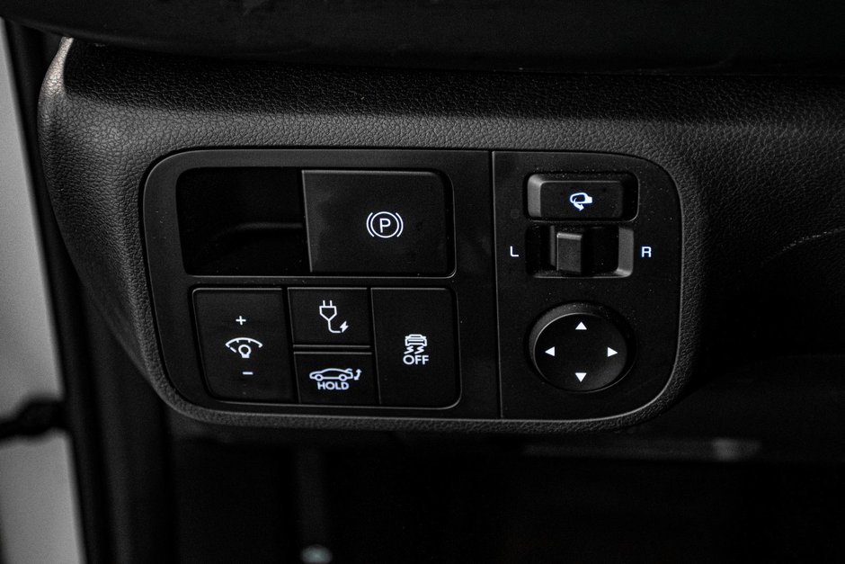 Hyundai Ioniq 6 ULTIMATE LONG RANGE AWD BOSE CUIR CAM360 TOIT PANO 2024-40