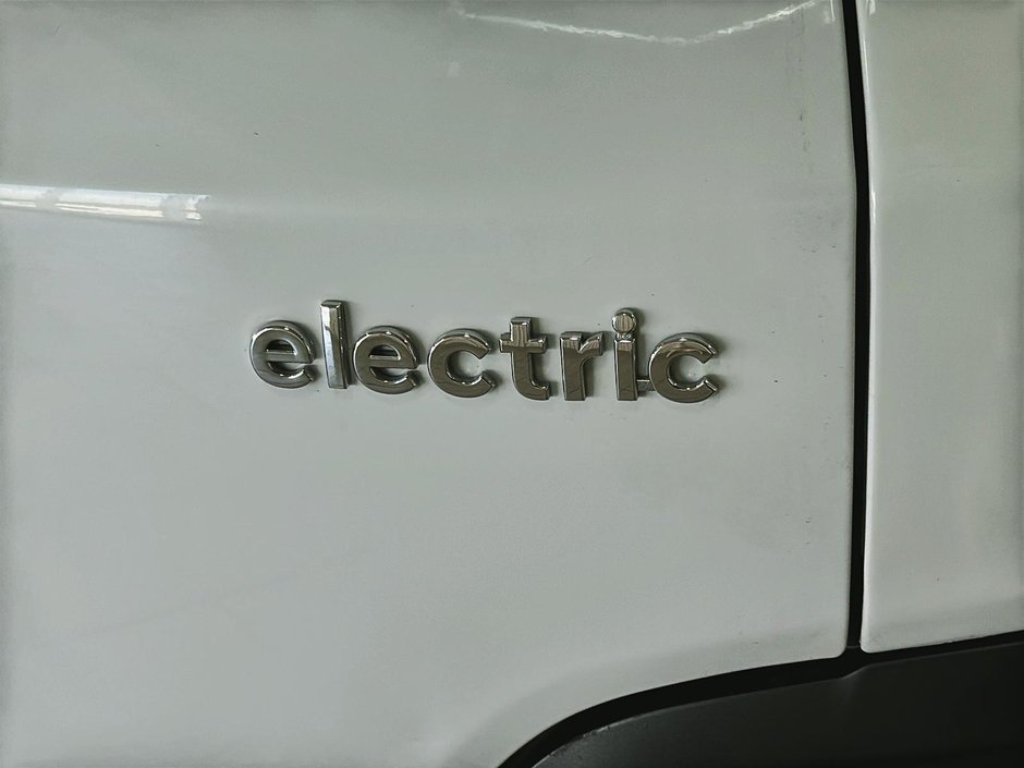 Hyundai Kona Electric ULTIMATE ELECTRIC GPS TOIT CUIR SON INFINITY 2021-14