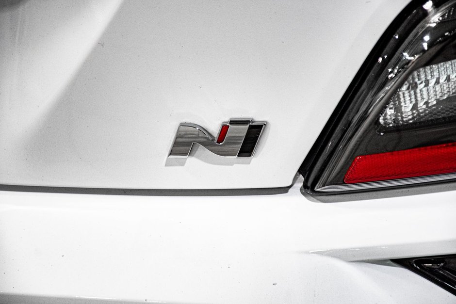 Hyundai Kona N 276 HP HARMAN-KARDON CAMERA CARPLAY NAV KEYLESS 2023-14