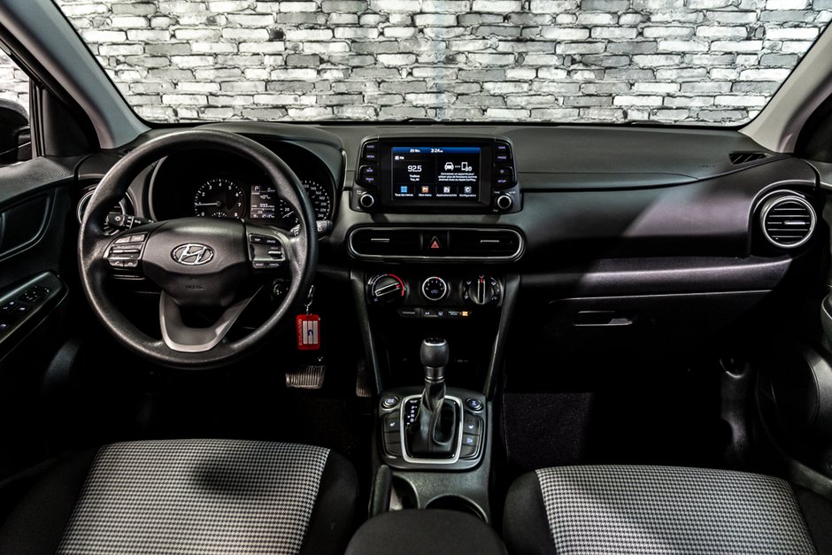 Hyundai Kona ESSENTIAL AWD SIEGES CHAUFFANTS CAMERA CARPLAY MAG 2019-2