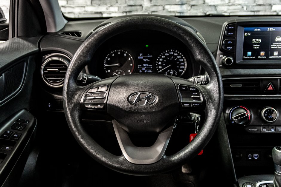 Hyundai Kona ESSENTIAL AWD SIEGES CHAUFFANTS CAMERA CARPLAY MAG 2019-3