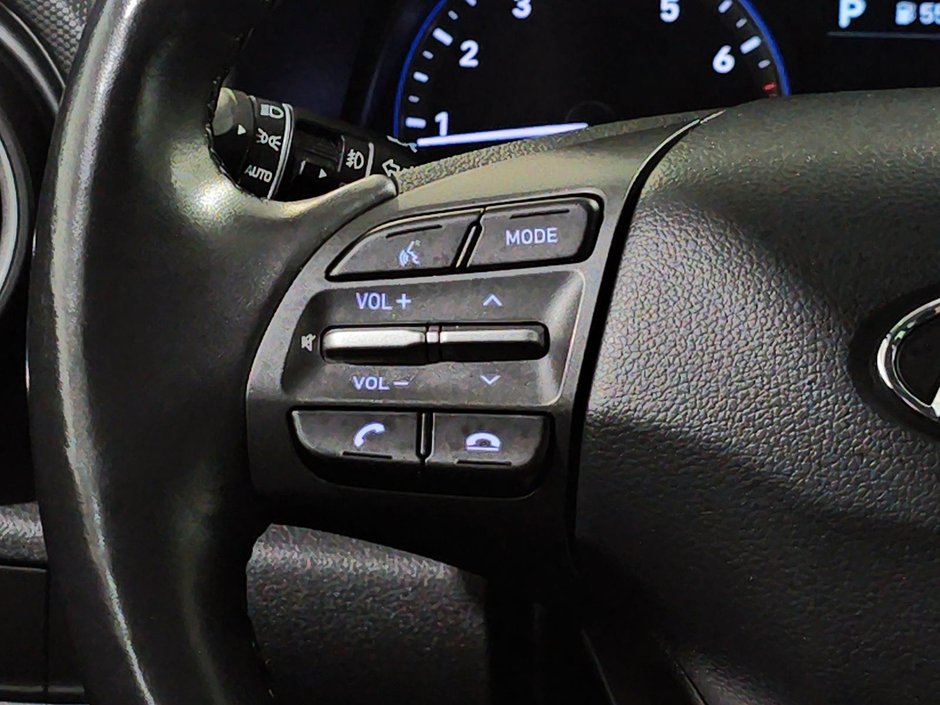 Hyundai Kona PREFERRED JANTES ALUM. SIEGES CHAUFFANTS CAMERA 2020-27