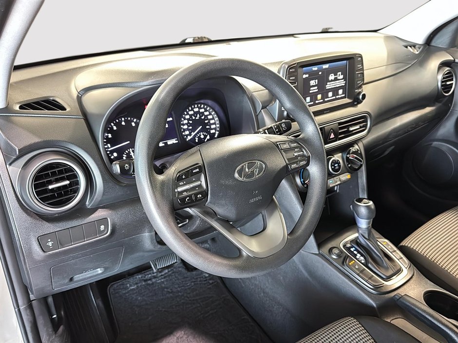 Hyundai Kona ESSENTIAL A/C SIEGES CHAUFFANTS CAMERA MAGS 2020-2